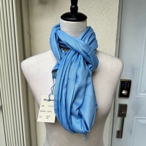 PASHMINA SHAWL/WRAP- Beautiful Blue Shawl/Wrap. Perfect for Cool Weather…
